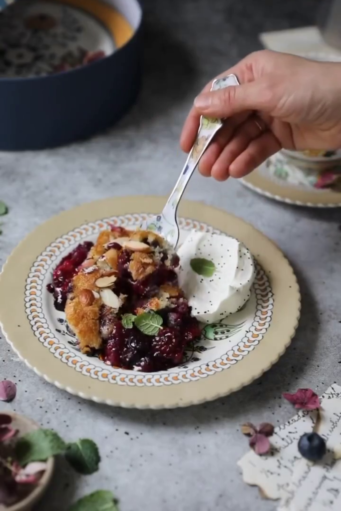 Turkuaz Kitchen Berry Cobbler