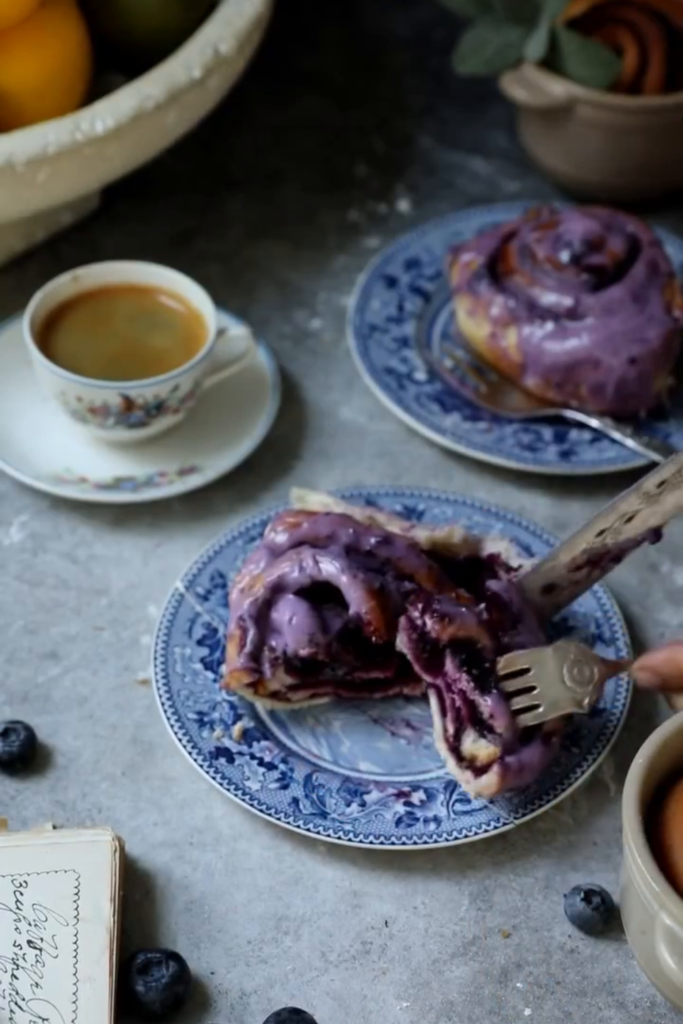 Turkuaz Kitchen Blueberry Roll