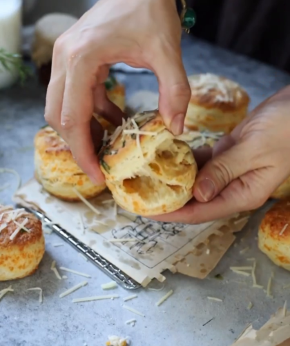 Turkuaz Kitchen Cheddar Biscuits