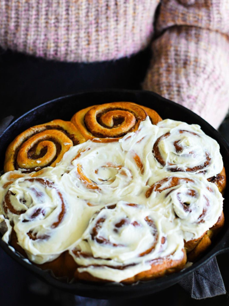 Turkuaz Kitchen Cinnamon Rolls