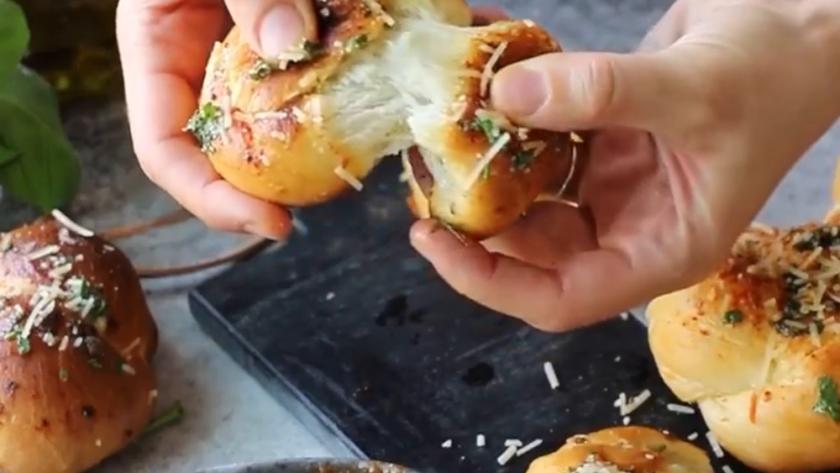 Turkuaz Kitchen Garlic Knots