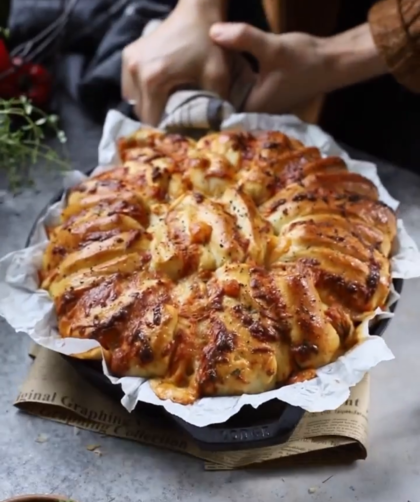 Turkuaz Kitchen Red Pepper Pesto Bread