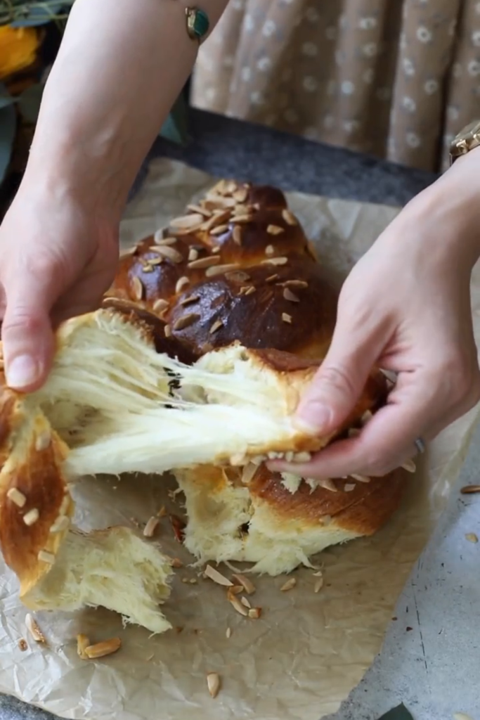 Turkuaz Kitchen Easter Bread